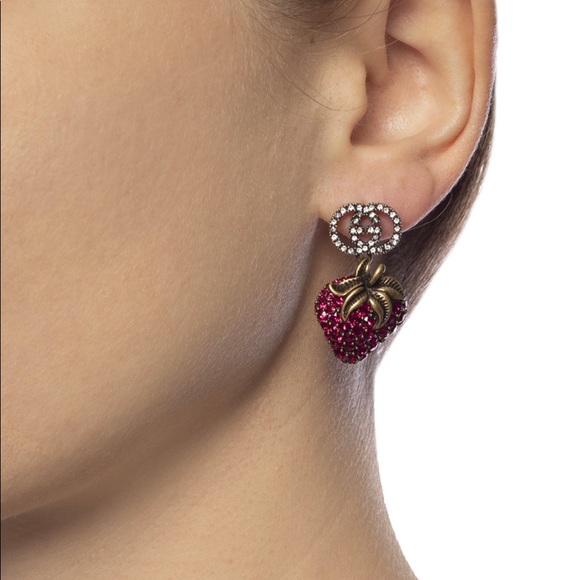 NEW Gucci Pink Crystal Strawberry Earrings - Picture 3 of 8